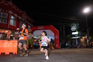 BIB: 3049
                            <button type="button" onclick="openModal(26233096)" class="btn btn-primary btn-sm float-right btn-popup" data-toggle="modal" data-target=".modal-high-quality">
                        <i class="fas fa-shopping-cart"></i> Add to Cart
                    </button>
                                            <button type="button" onclick="isThisMe(26233096, true)" class="btn btn-success btn-sm float-right btn-popup btn-isme hidden" data-toggle="tooltip" data-placement="bottom" title="นี่คือรูปของคุณใช่ไหม คลิกที่นี่เพื่อเอาเข้าอัลบั้ม">
                        <i class="fas fa-plus"></i> Add to album
                    </button>
                    <button type="button" onclick="isThisMe(26233096, false)" class="btn btn-warning btn-sm float-right btn-popup btn-isnotme hidden">
                        <i class="fas fa-ban"></i> Remove from album
                    </button>